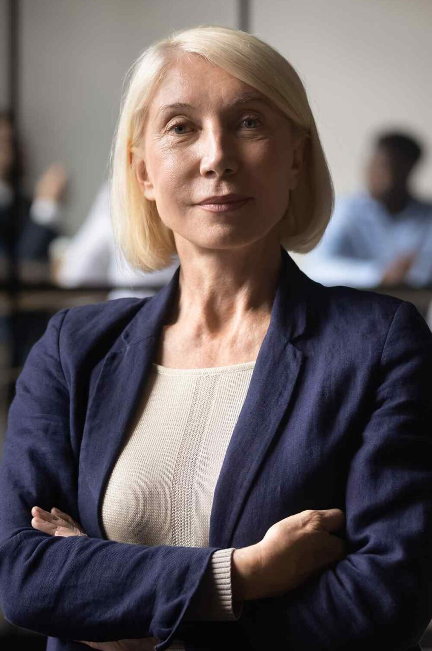 https://detastic.de/wp-content/uploads/2019/02/team_04-850x1280.jpg